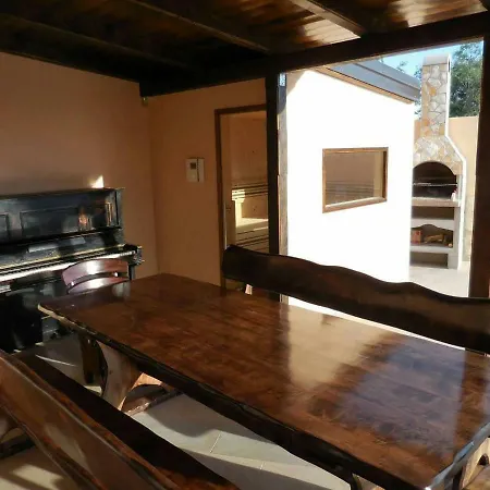 Apartment Raj 5 *