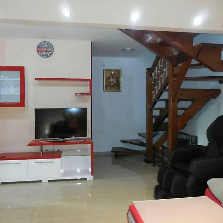 Apartment Raj 5 *