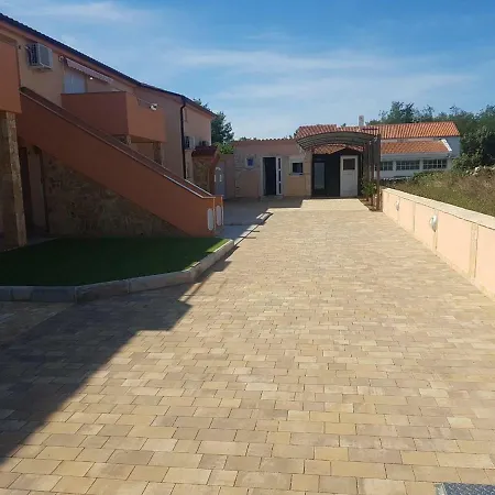 Apartment Raj 5